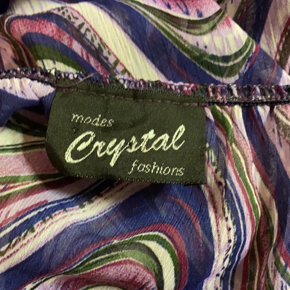 💜 SALE 2/$15 💜 Purple Wavy Blouse!!! - Picture 6 of 9